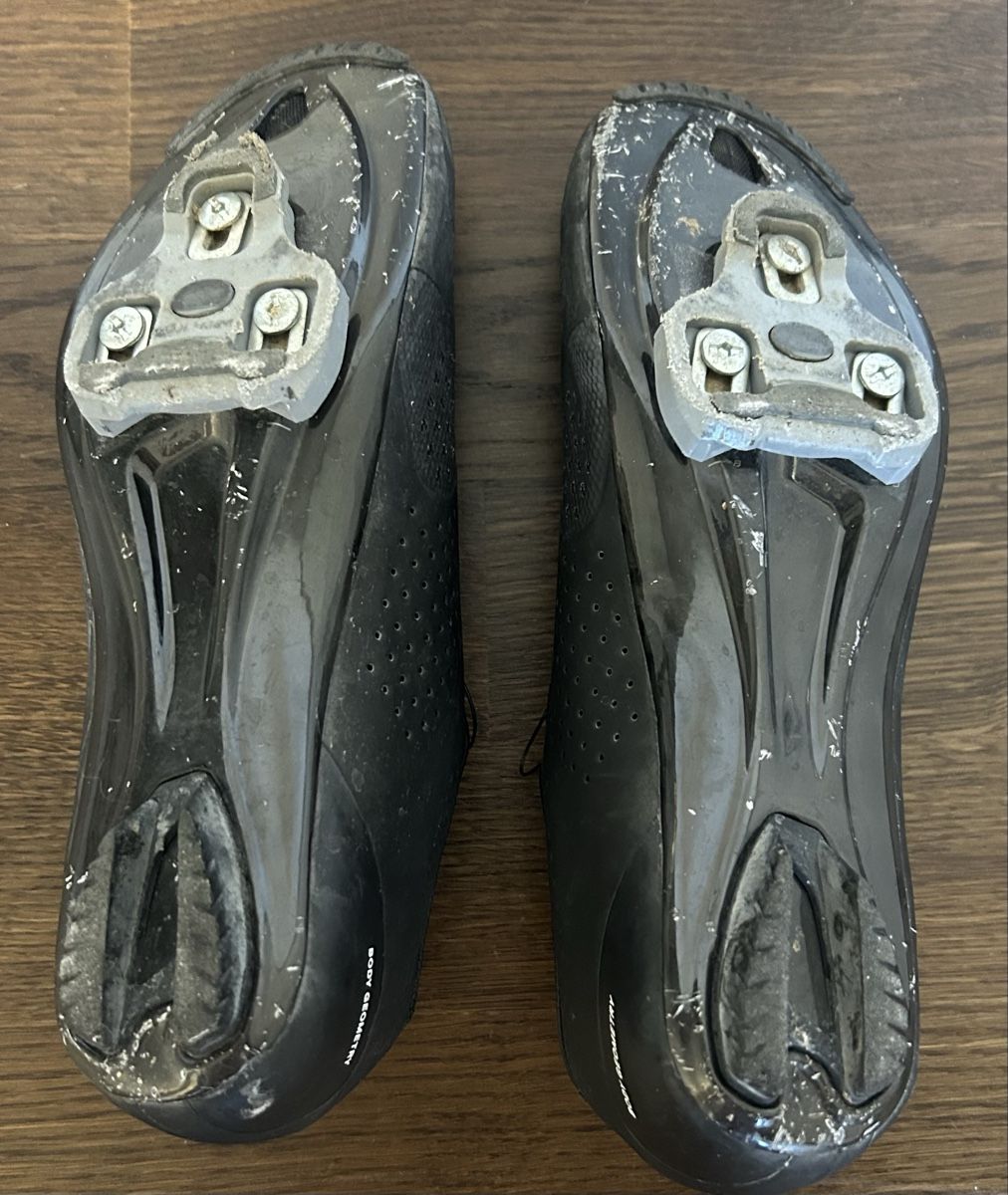 Specialized Damenschuhe: Specialized Torch 3.0 Rennradschuhe, Gr. 40, Schwarz! – Gebraucht aus Baar von  2