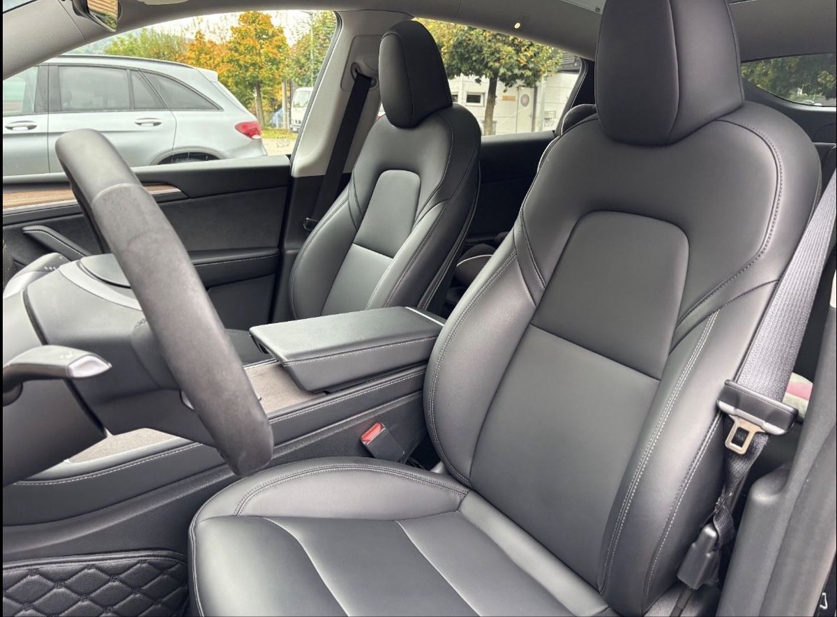 Tesla Automobili: Tesla Model Y Performance 42‘000km – Usato da Diegten venduto da MLS_34 4