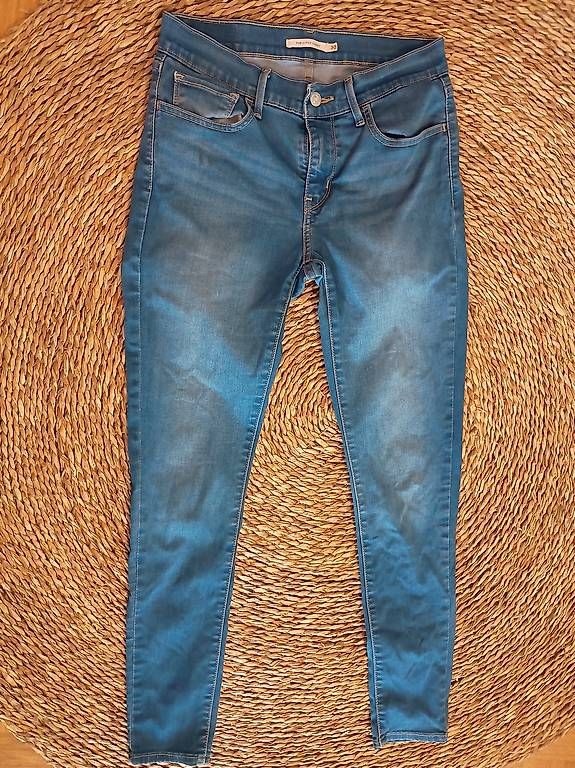 Levi's Jeans: Blaue Jeans von Levi's W30 L30 – Gebraucht aus Zürich von Melianea