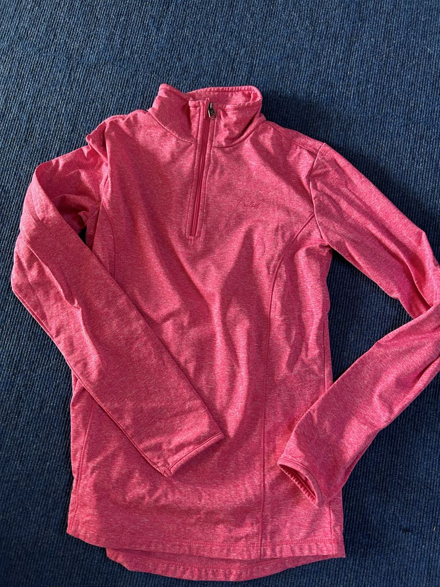 Lotti di vestiti: Damen Sportjacken und Pullover Set – Usato da Ried b. Kerzers venduto da petrar22 1