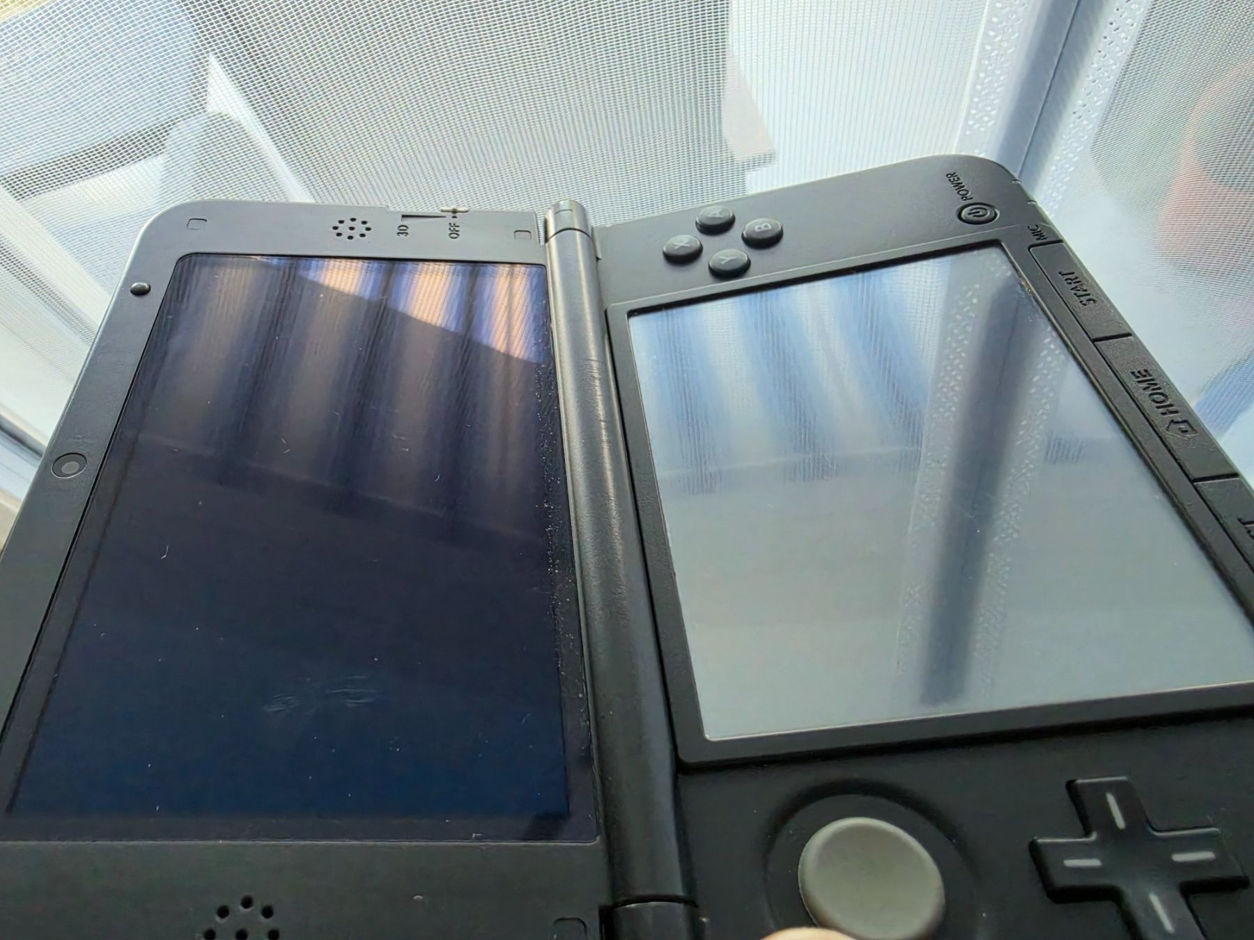 Nintendo Console: Nintendo 3DS XL in schwarz – Usato da Sempach venduto da Knuckles17 3