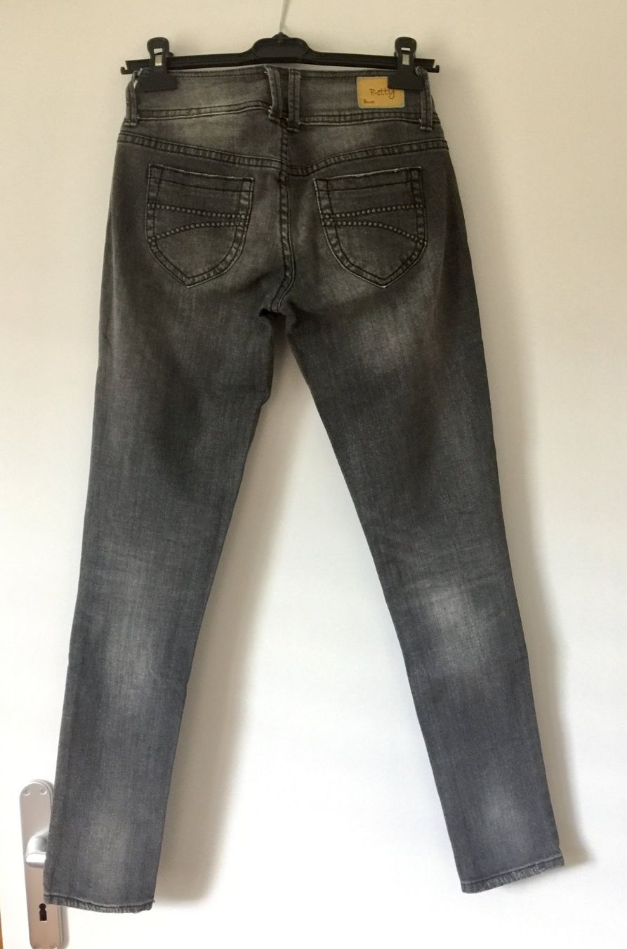 Jeans: NEU: Jeans Gr. 26 – Nuovo (secondo la descrizione) da Lachen venduto da Reeci 1