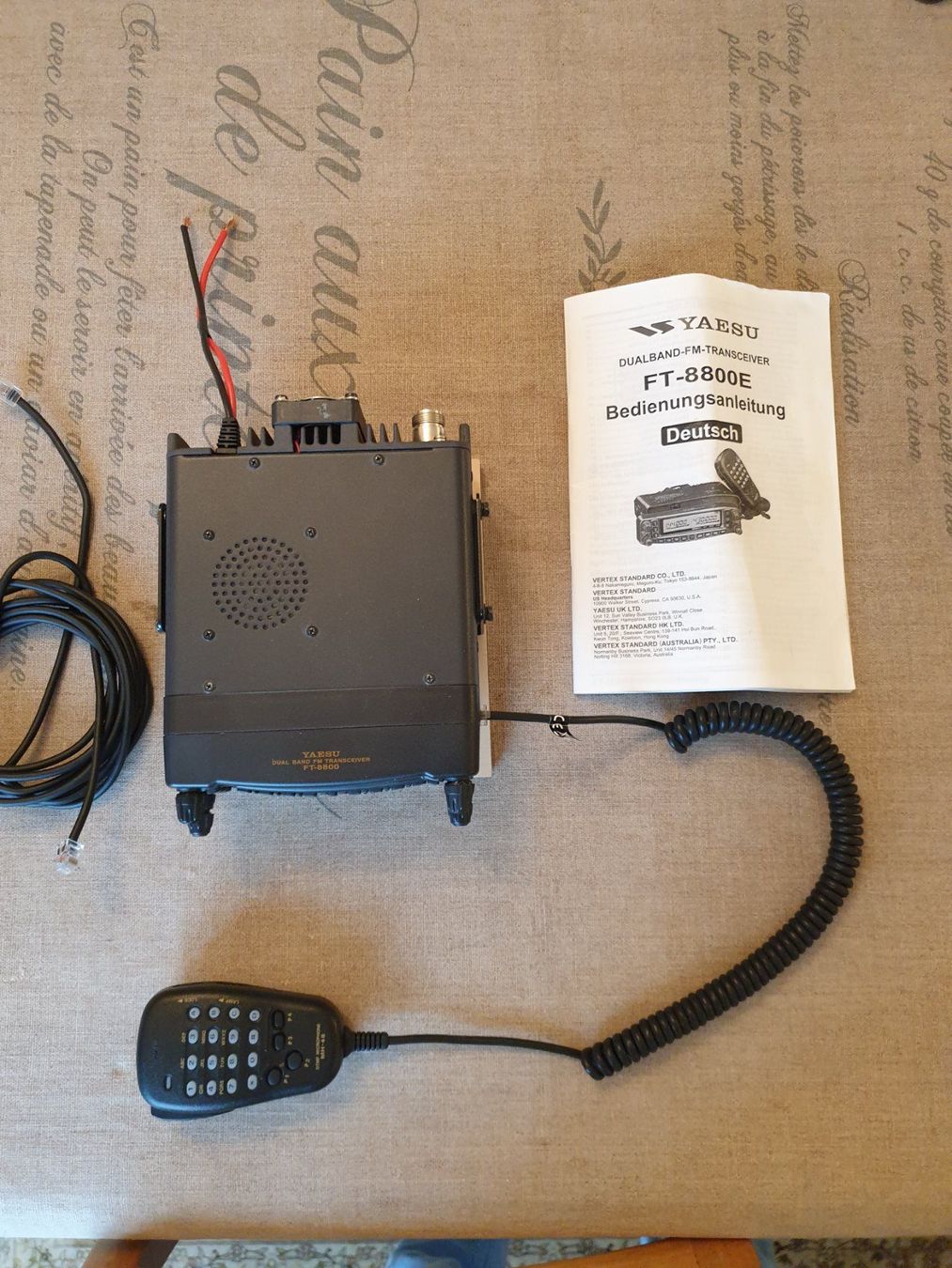 Yaesu Technique de radiocom: YAESU FT-8800E FM VHF / UHF Transceiver – D'occasion à Bottmingen par  4