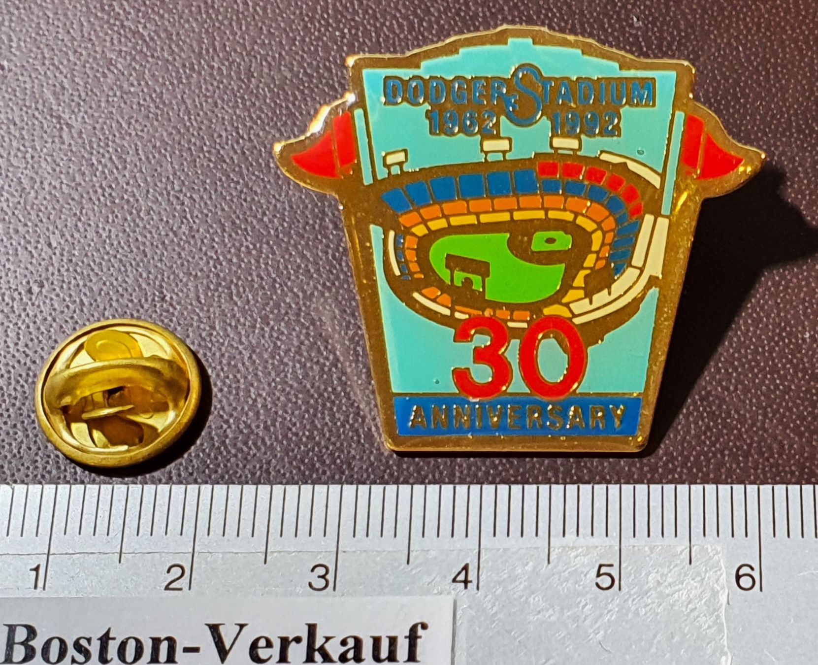 Placchette & Badge: S585 - Pin L.A. Dodger Stadium 1962 - 1992 – Usato da Reinach BL venduto da Boston-Verkauf 2