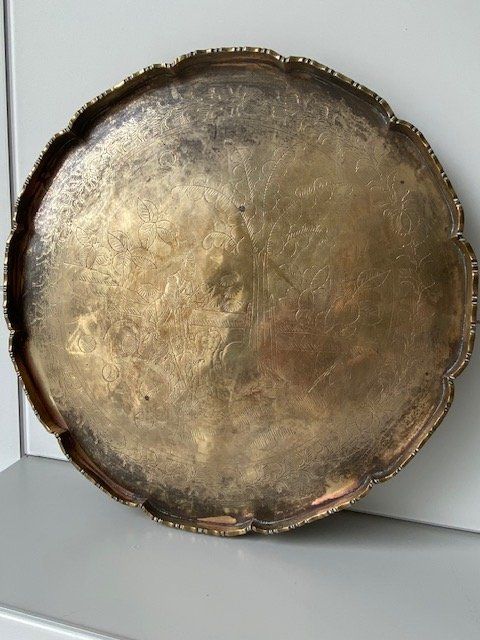 Piatti di portata: Massives asiatisches Messing-Tablett von ca. 1920 – Usato da Wiesendangen venduto da EnricaL 8