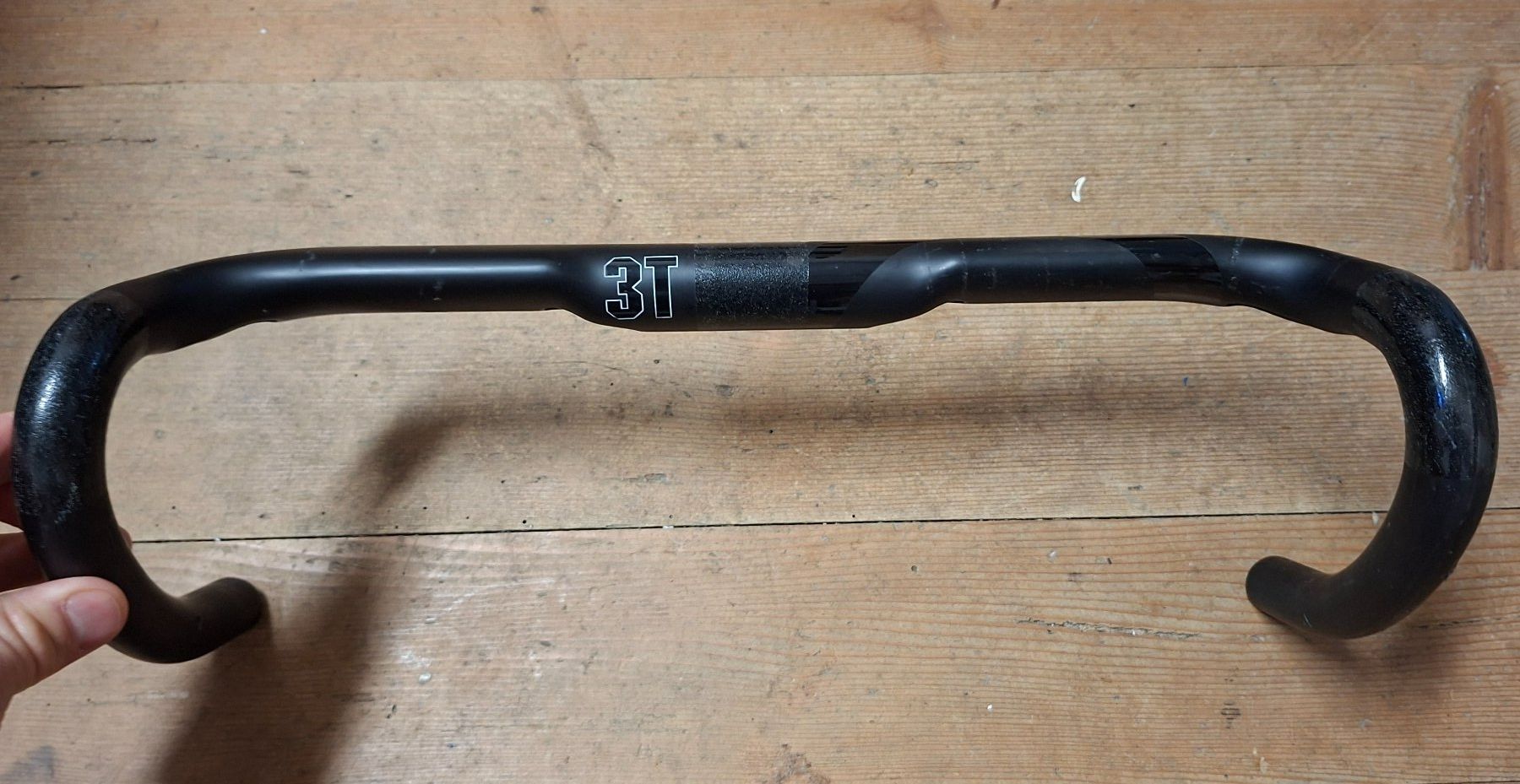 3T Pezzi di ricambio: 3T Ergonova Team Carbon Rennradlenker 42cm – Usato da Liestal venduto da Schaf5
