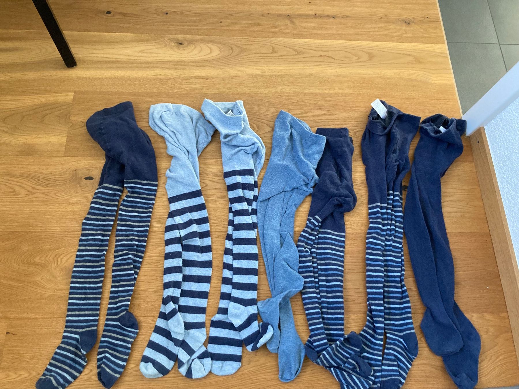 H&M Calze & Collant: 8x Strumpfhose – Usato da Bülach venduto da Stellina72