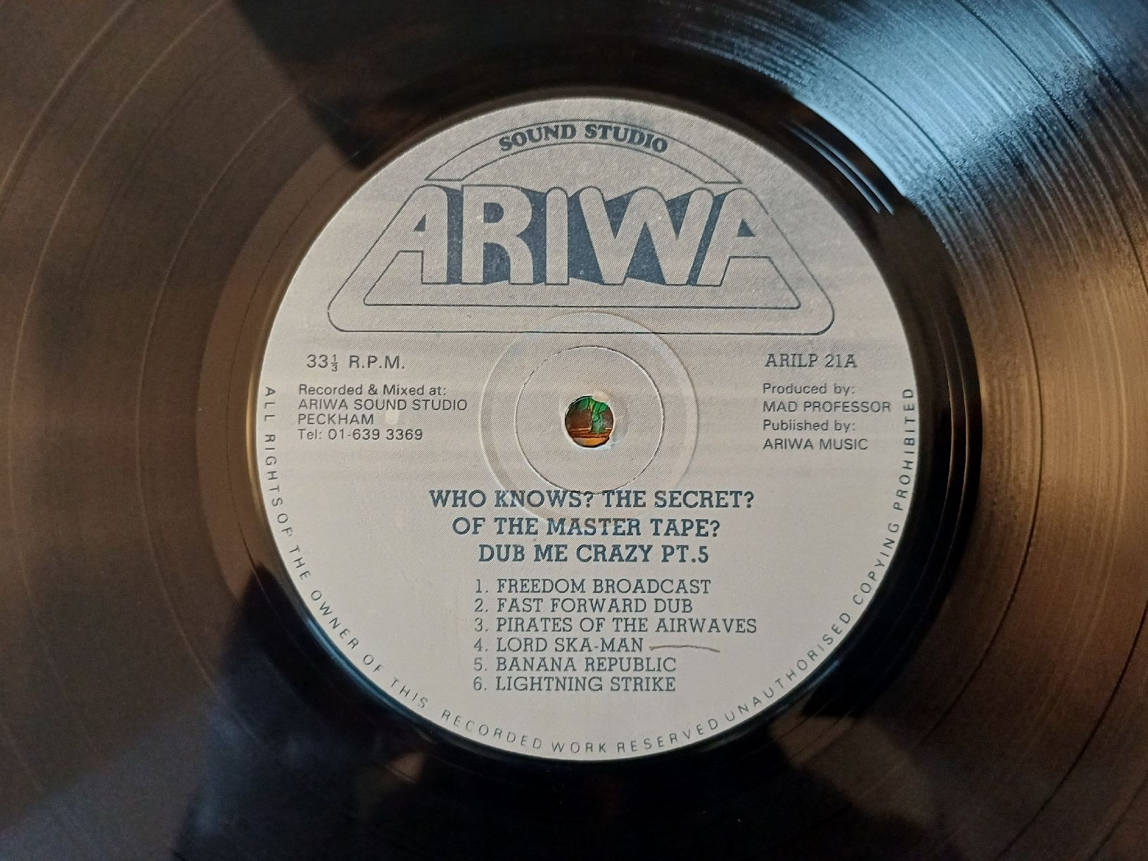 Dischi in vinile: Mad Professor "Dub Me Crazy Part Five" LP – Usato da Begnins venduto da Drastic-Sound 3