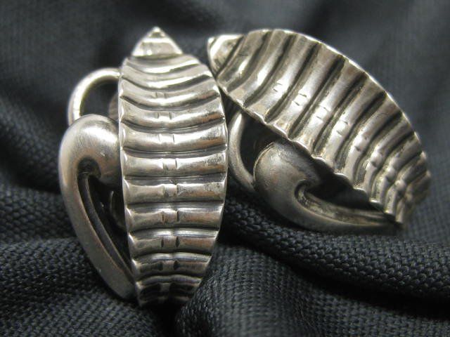 Orecchini pendenti & Orecchini a lobo: Antik Ohrringe Ohrclips Silber 835 Blatt – Usato da Ermatingen venduto da Decovin