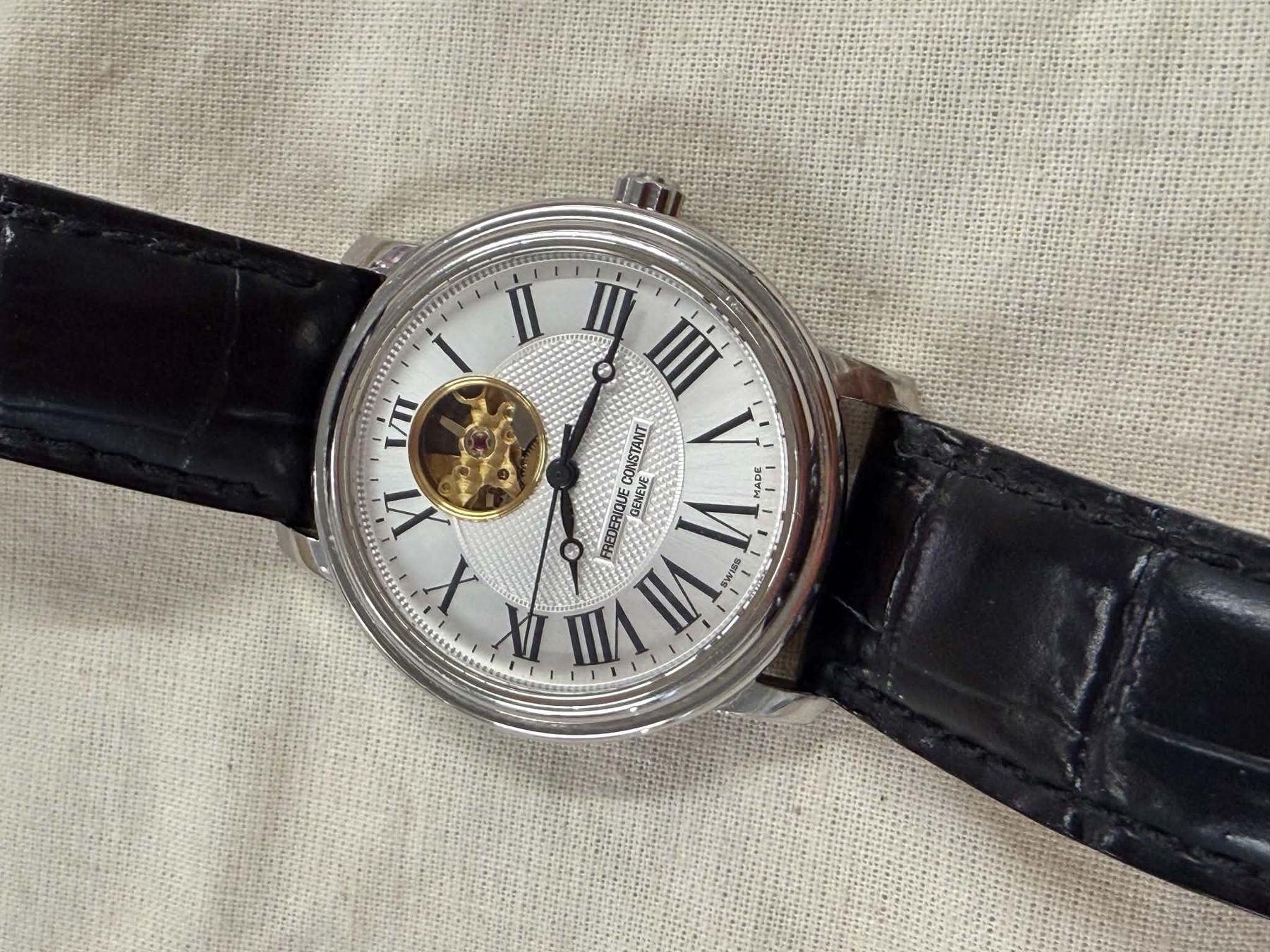 Frederique Constant Montres: Frédérique Constant classics heart beat automatic – D'occasion à Biel par sml_2vfx 2