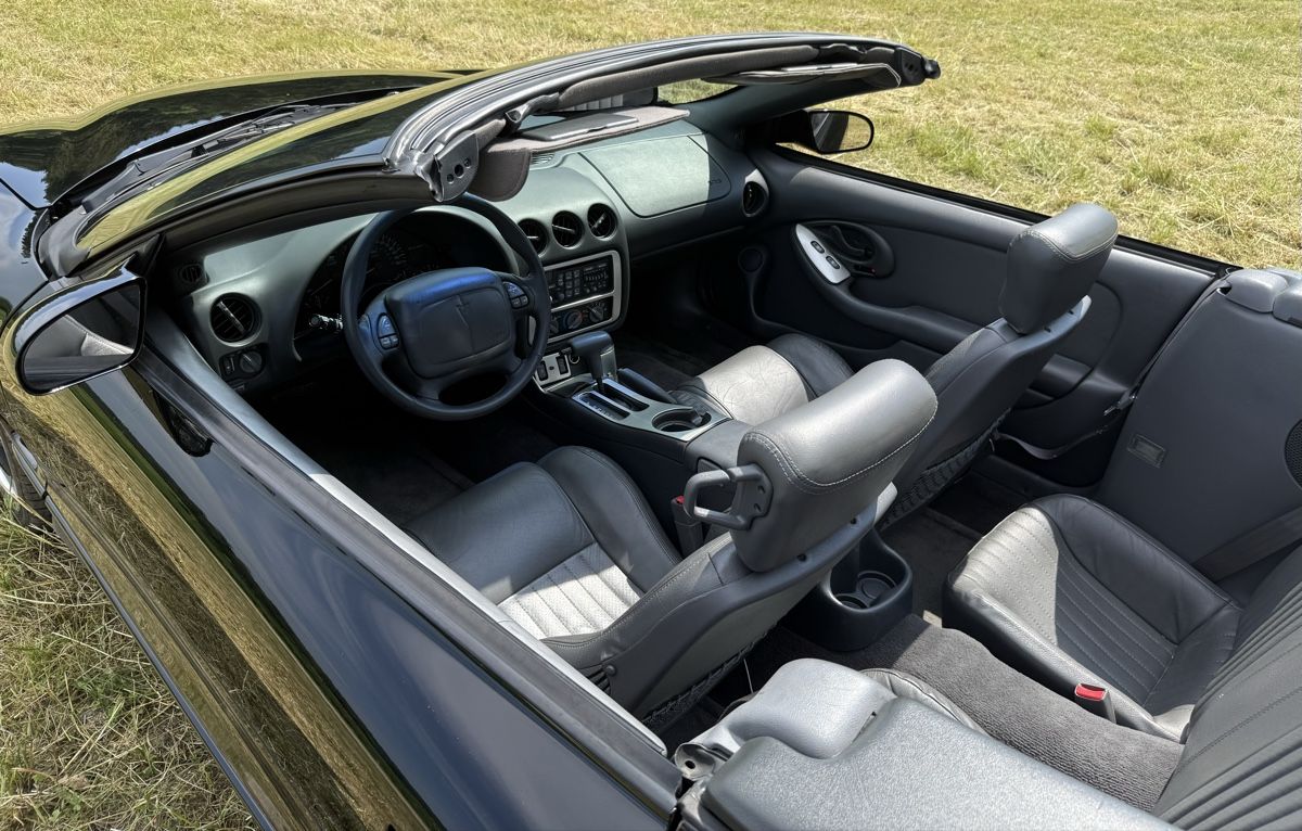Pontiac Autos: Pontiac Firebird V8 5.7 l Jahrgang 1999 Cabrio – Gebraucht aus Elsau von Raktschau 4