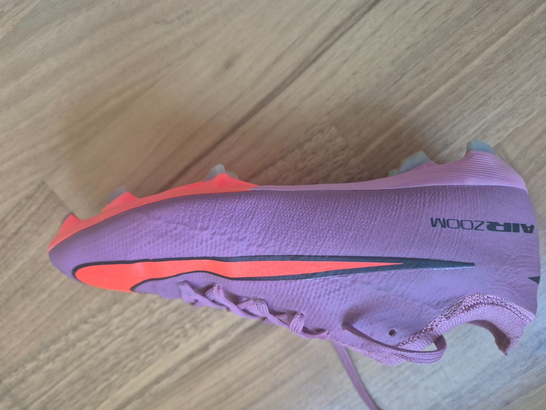 Nikin Scarpe per ragazzi: Nike Fussballschuhe – Usato da Luzern venduto da Sstefan99 1