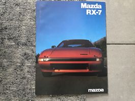 Mazda RX7 Verkaufsprospekt 14 Seiten Januar 1981