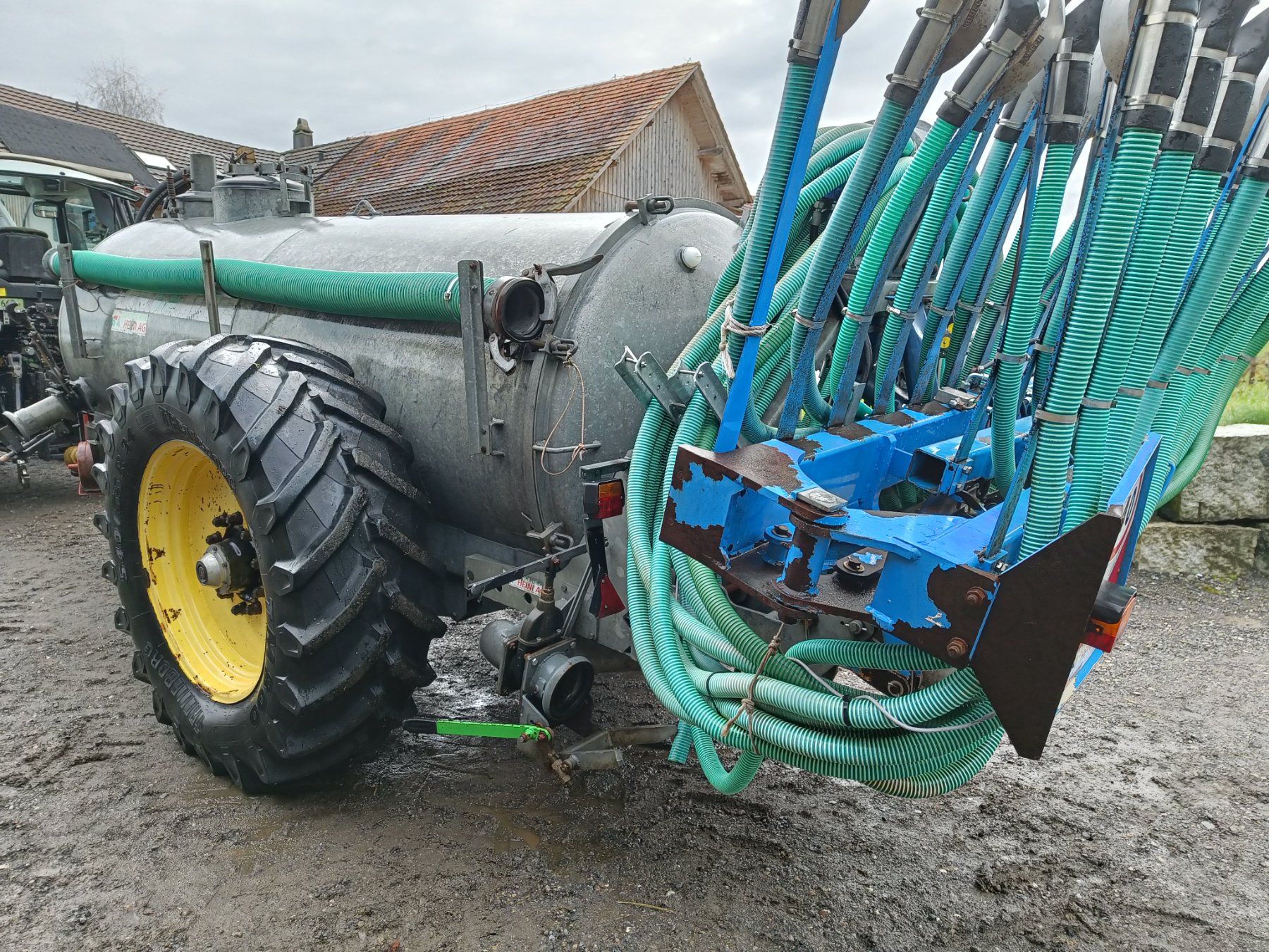 Tutte le macchine: Güllefass 6000l mit Schleppschuhverteiler 7m – Usato da Neuenkirch venduto da Steyr_Profi 2