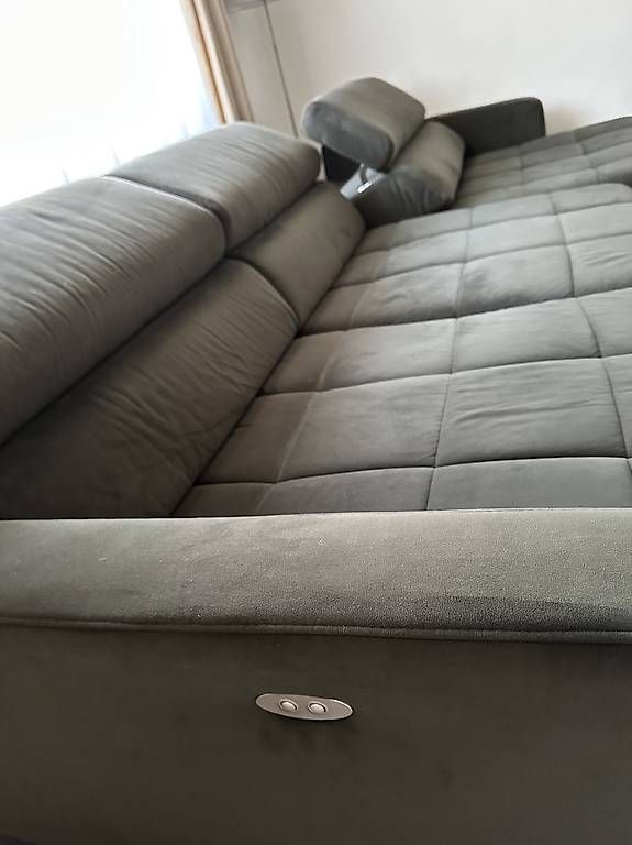 Divani: Grünes Sofa zu verkaufen – Usato da Basel venduto da Rejna 4