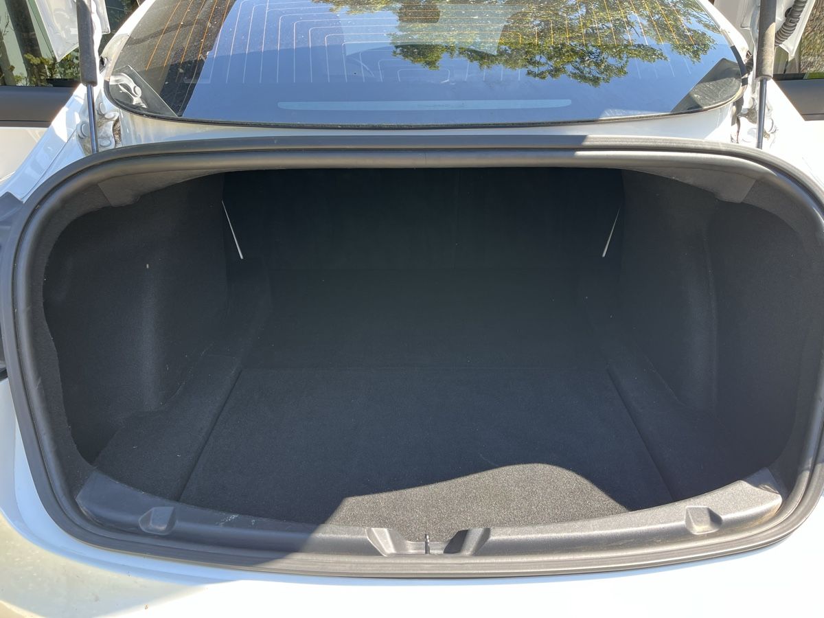 Tesla Automobili: Tesla Model 3 – Usato da Villeret venduto da mat55tan 5