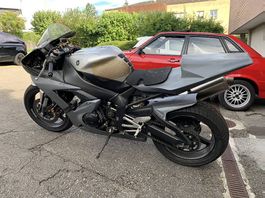 Yamaha R1 RN09 / Garagenfund
