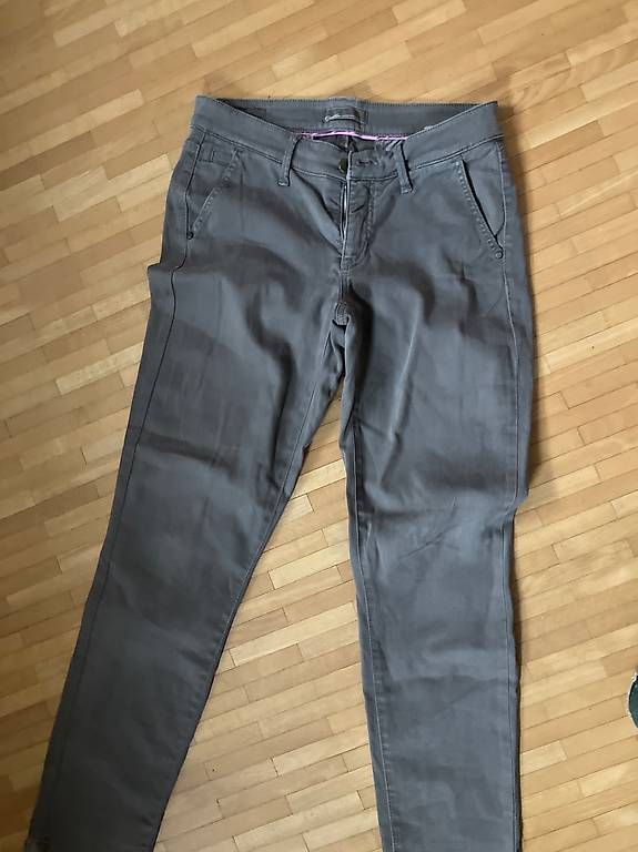 Hosen: beige hose größe 36 – Gebraucht aus baar von Lstar
