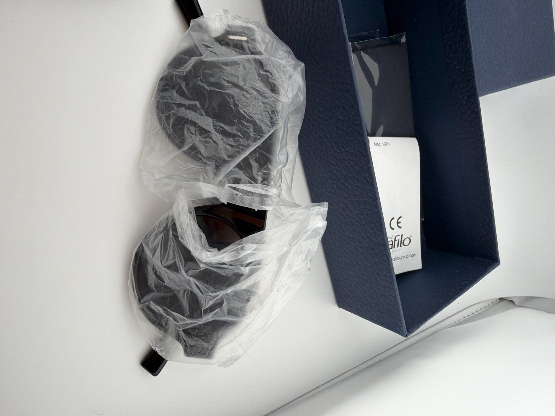Dior Occhiali & Lenti: Original Dior Sonnenbrille Schwarz mit Etui – Nuovo e nell'imballaggio originale da Riehen venduto da edu_92w7 3