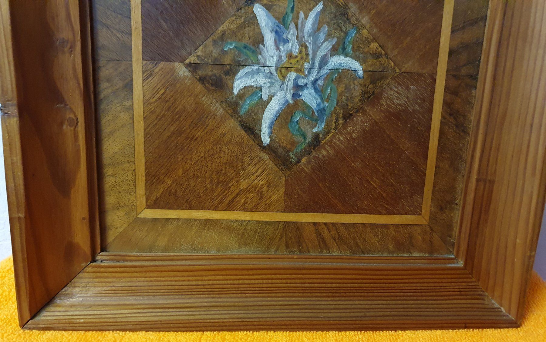 Poster & Bilder: antikes Holz Bild "Edelweiss" – Gebraucht aus Muri AG von spezielle_geschenke 2