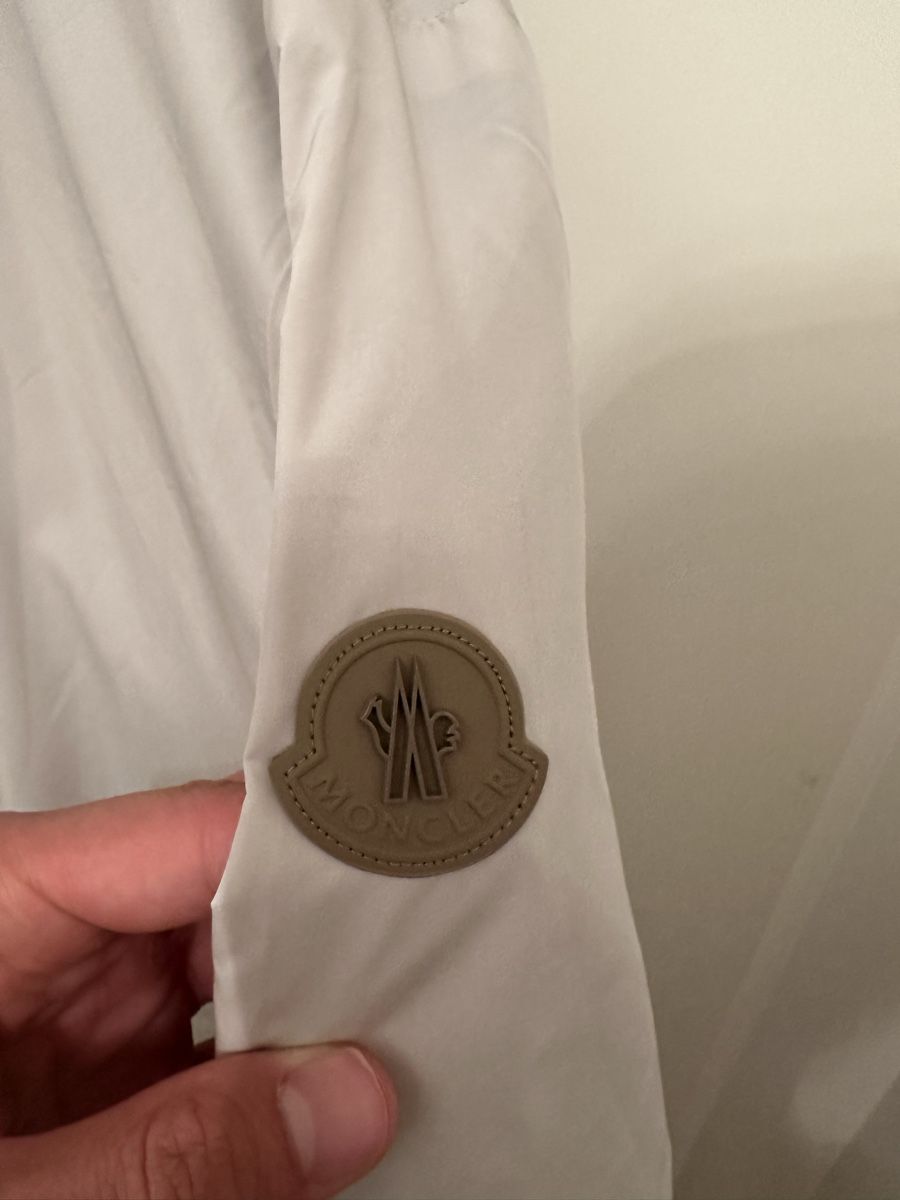 Moncler Jacken: Veste Moncler M – Neu (gemäss Beschreibung) aus Genève von isa_g5qj 5