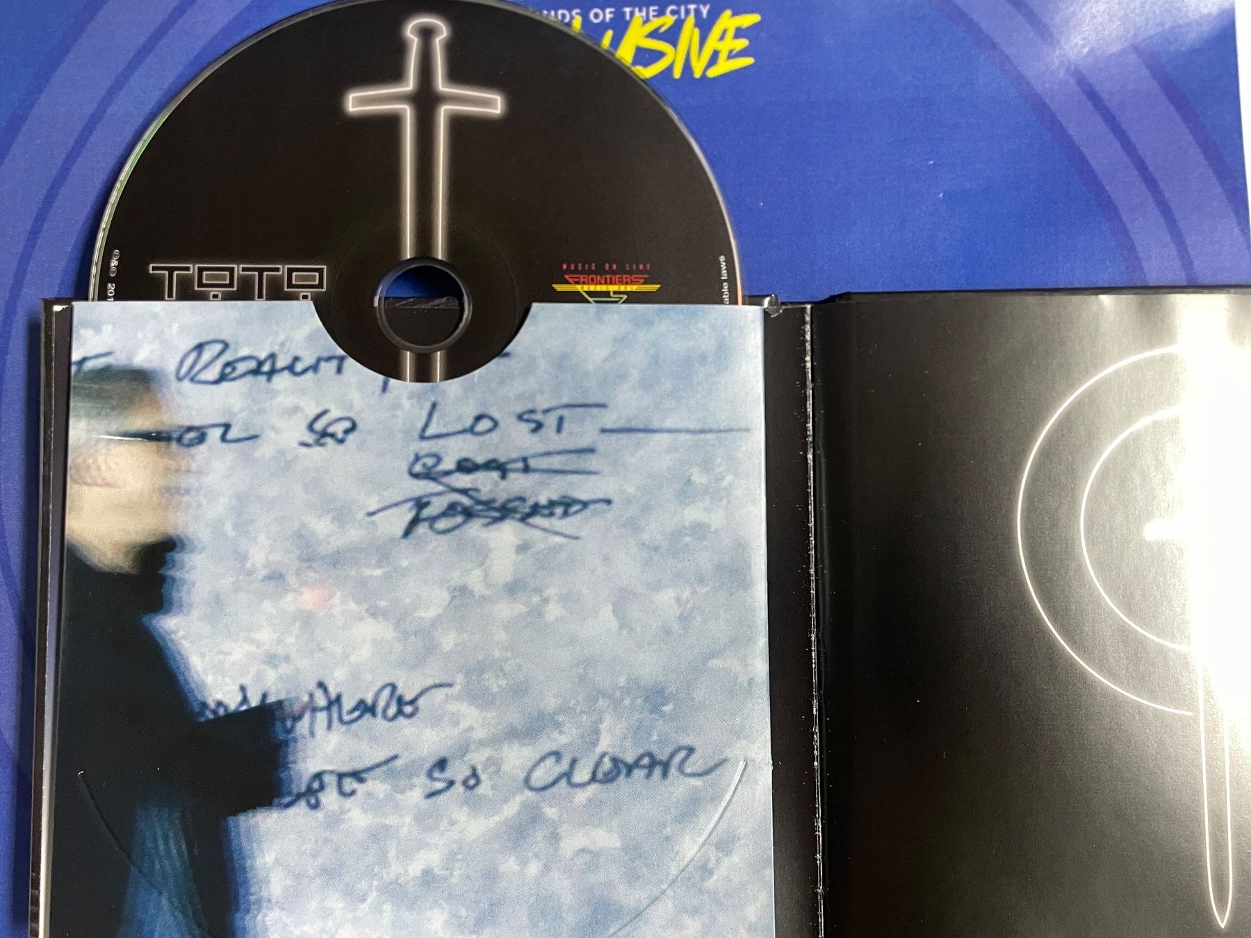 CD: Toto - XIV mit DVD Deluxe Edition – Usato da Muri b. Bern venduto da AdidasCollector 2