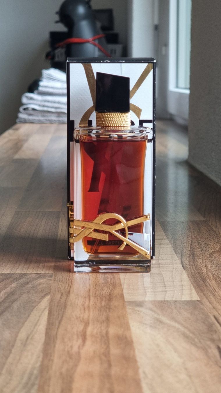 Saint Laurent Profumi & Eau de Toilette: Yves Saint Laurent "Libre" | Damenparfüm | 90ml – Nuovo (secondo la descrizione) da Wölflinswil venduto da LucaH07 2