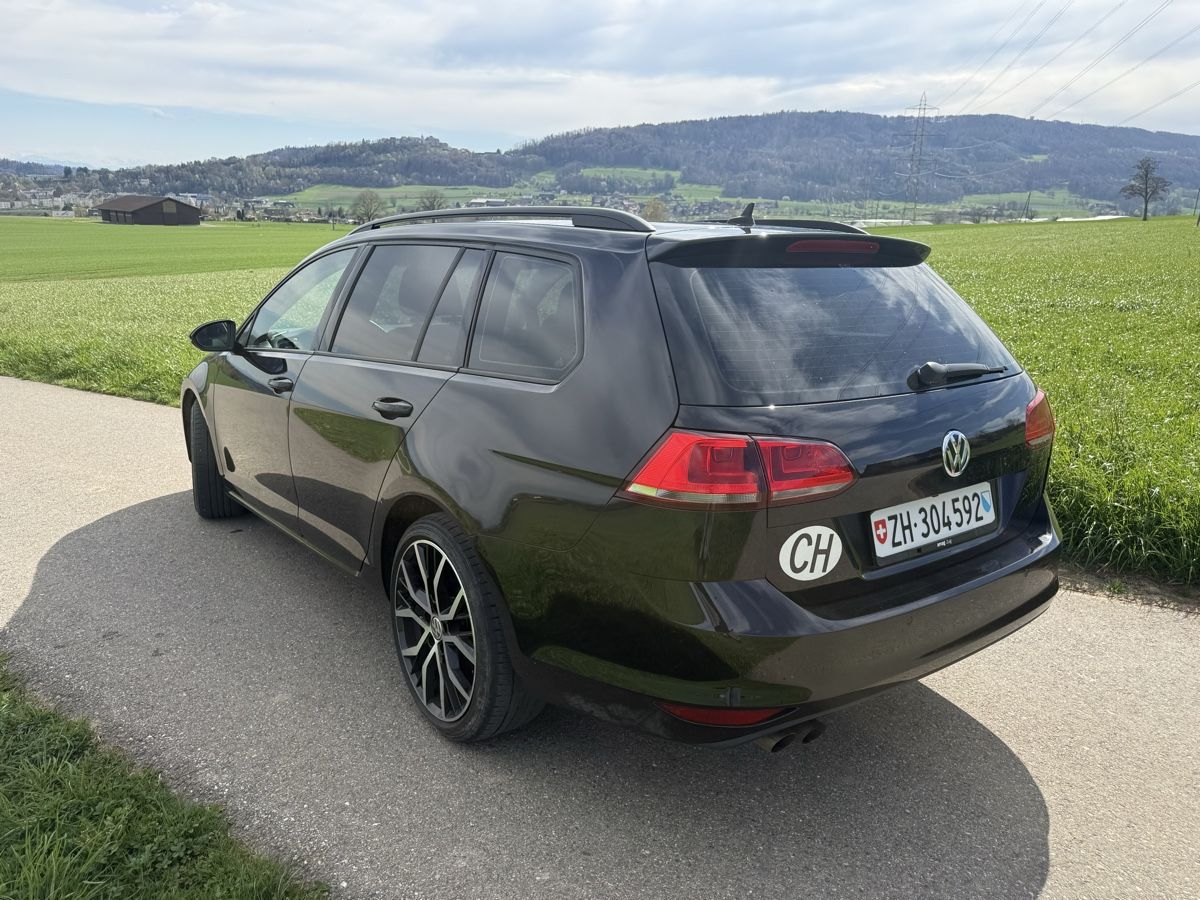 VW Automobili: Golf 7 / 2.0 TDI / 2014 – Usato da Steinmaur venduto da Bal-Rajmi1 2