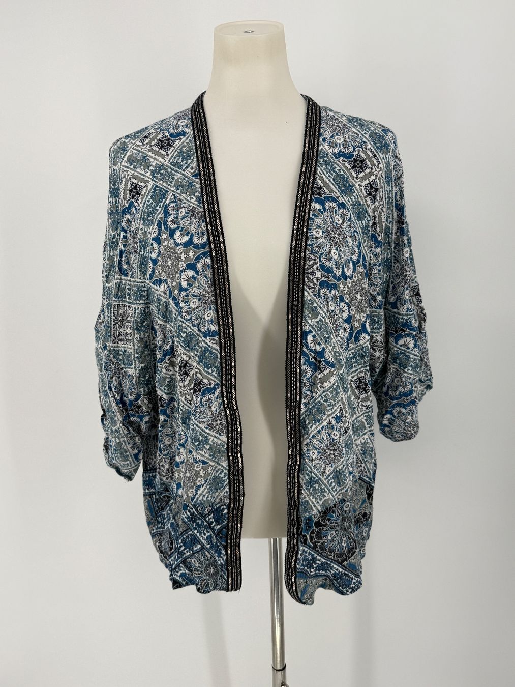 Kimono: Kimono Gr. S/M von Cecil – Usato da Auenstein venduto da moin.