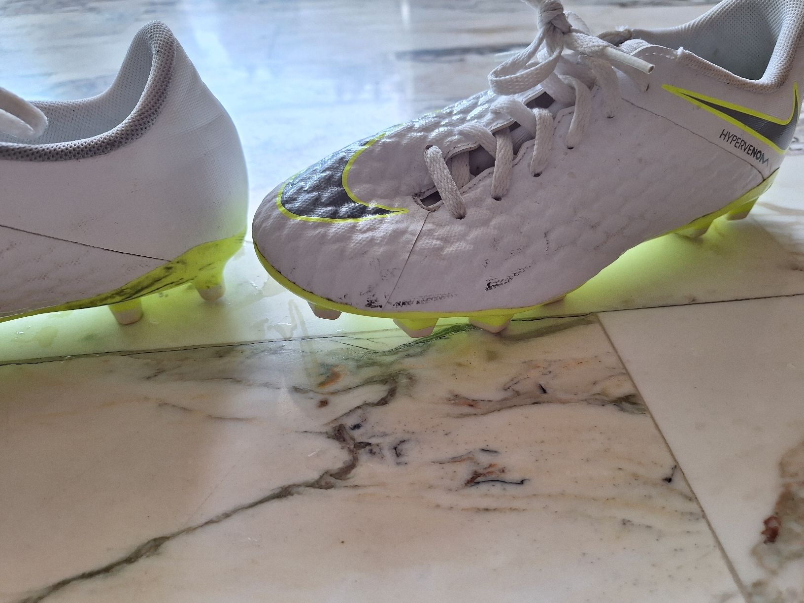 Nike Scarpe da donna: Fussballschuhe Nike Hypervenom Grösse 38 gebraucht – Usato da Sursee venduto da Schuepbi 4