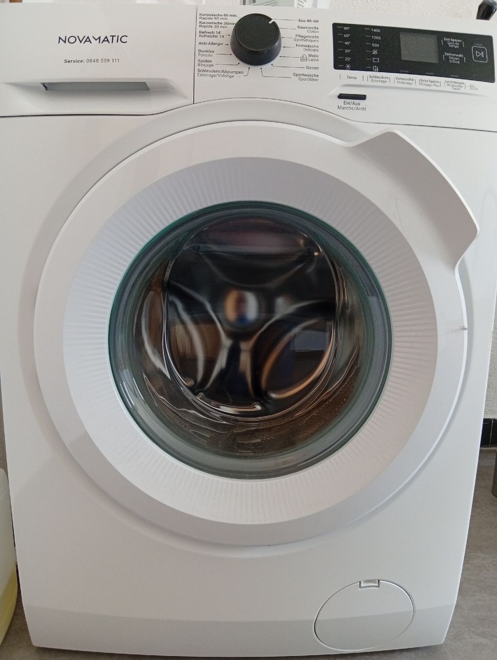 Waschmaschinen: Waschmaschine – Gebraucht aus Uttwil von han_86yl