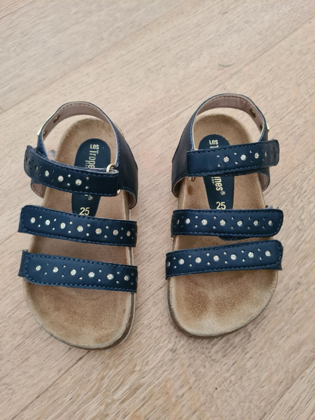 Scarpe da donna: Chaussures Sandale été Taille 25 – Usato da Carouge GE venduto da Gasco