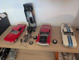 4x 1:18 US Cars Modellautos