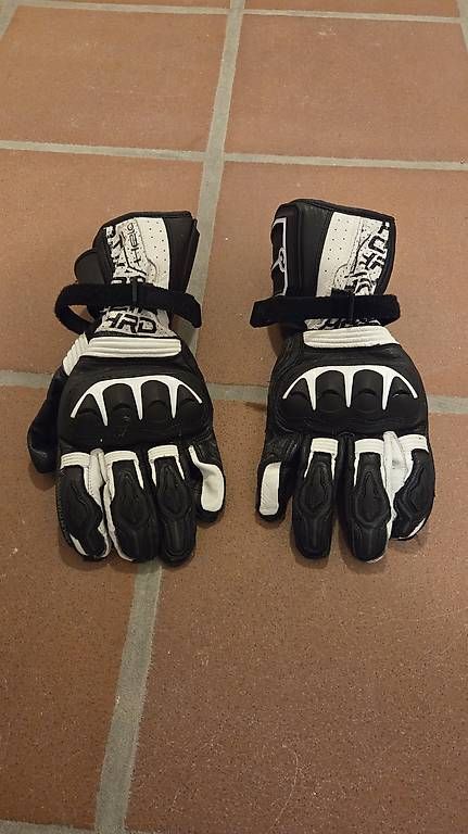Altri accessori da uomo: Held Motorradhandschuhe Gr. 11 (eher 10) – Usato da Schaffhausen venduto da MunchieMoe