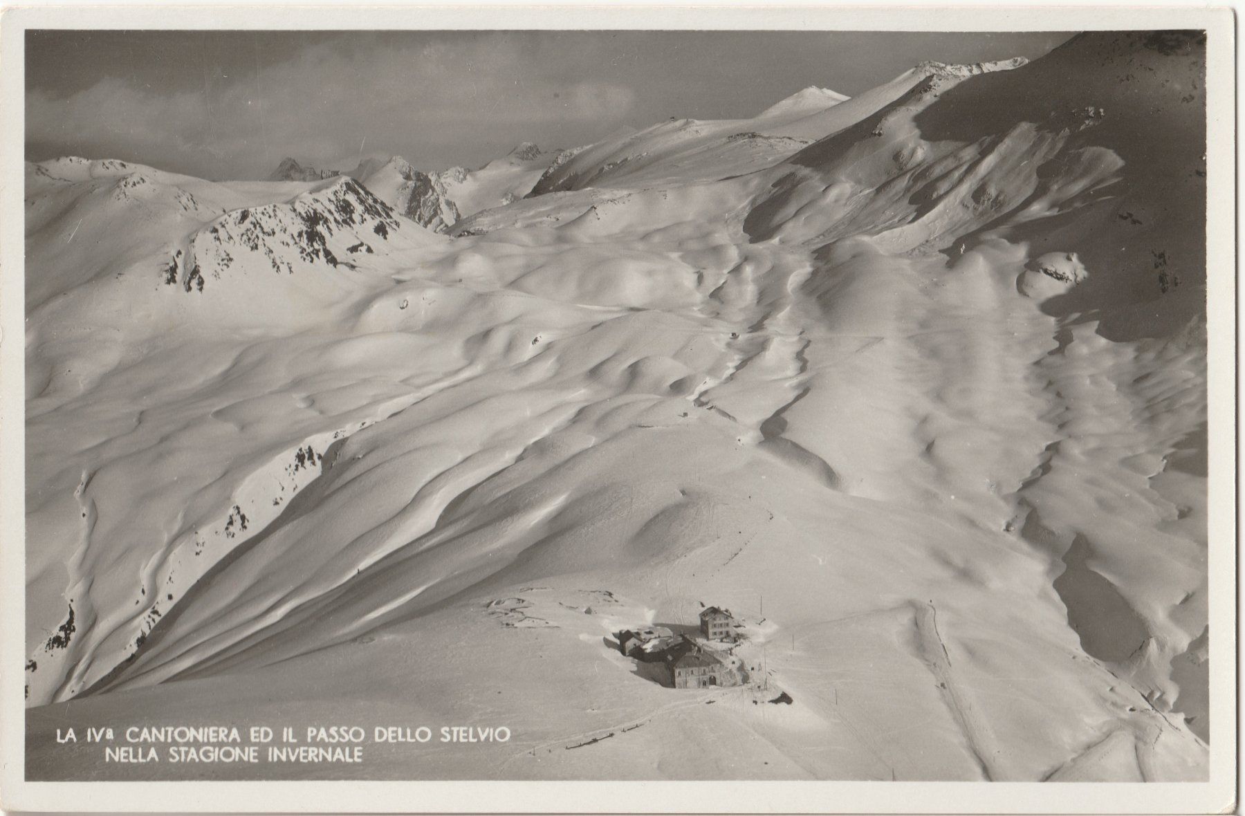 Cartoline postali: Flugaufnahme?,   Passo dello Stelvio – Usato da Fällanden venduto da Blausegelfliege 2