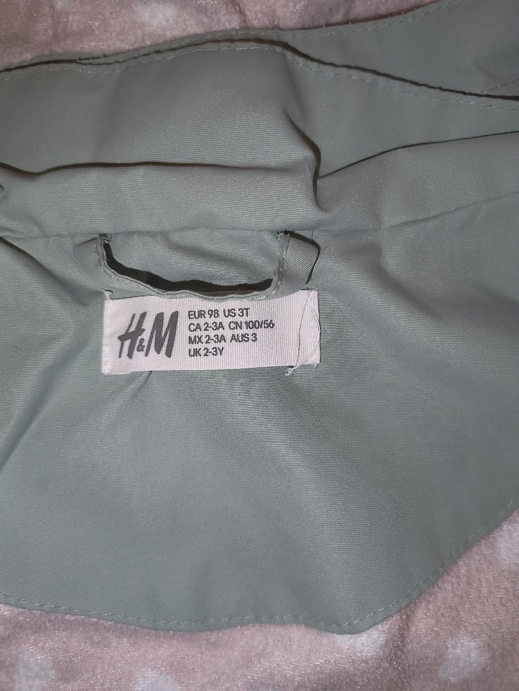 H&M Jacken & Mäntel: Regen windjacke 98 H&M – Gebraucht aus Schliern b. Köniz von yalls 1