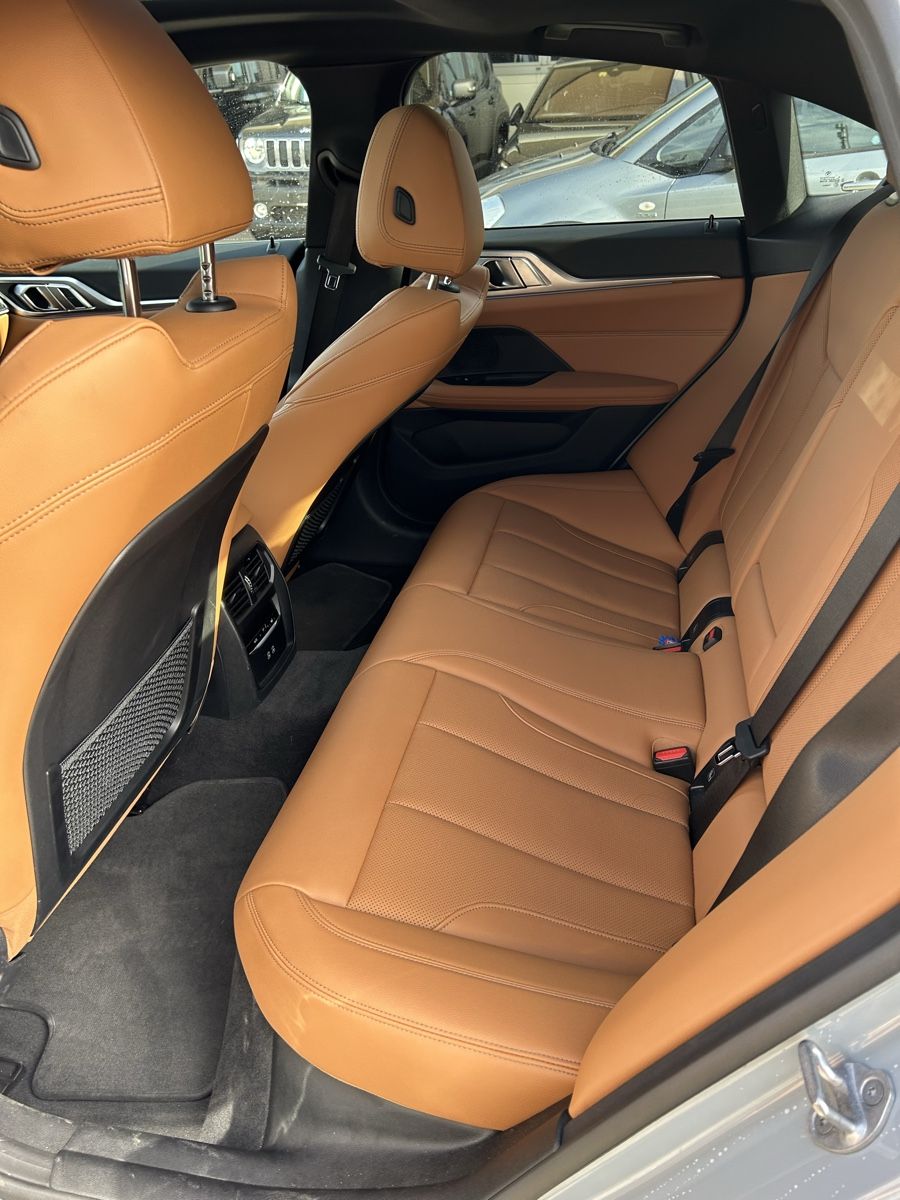 BMW Automobili: BMW i4 eDrive40 – Usato da Gland venduto da bay_c6sd 4