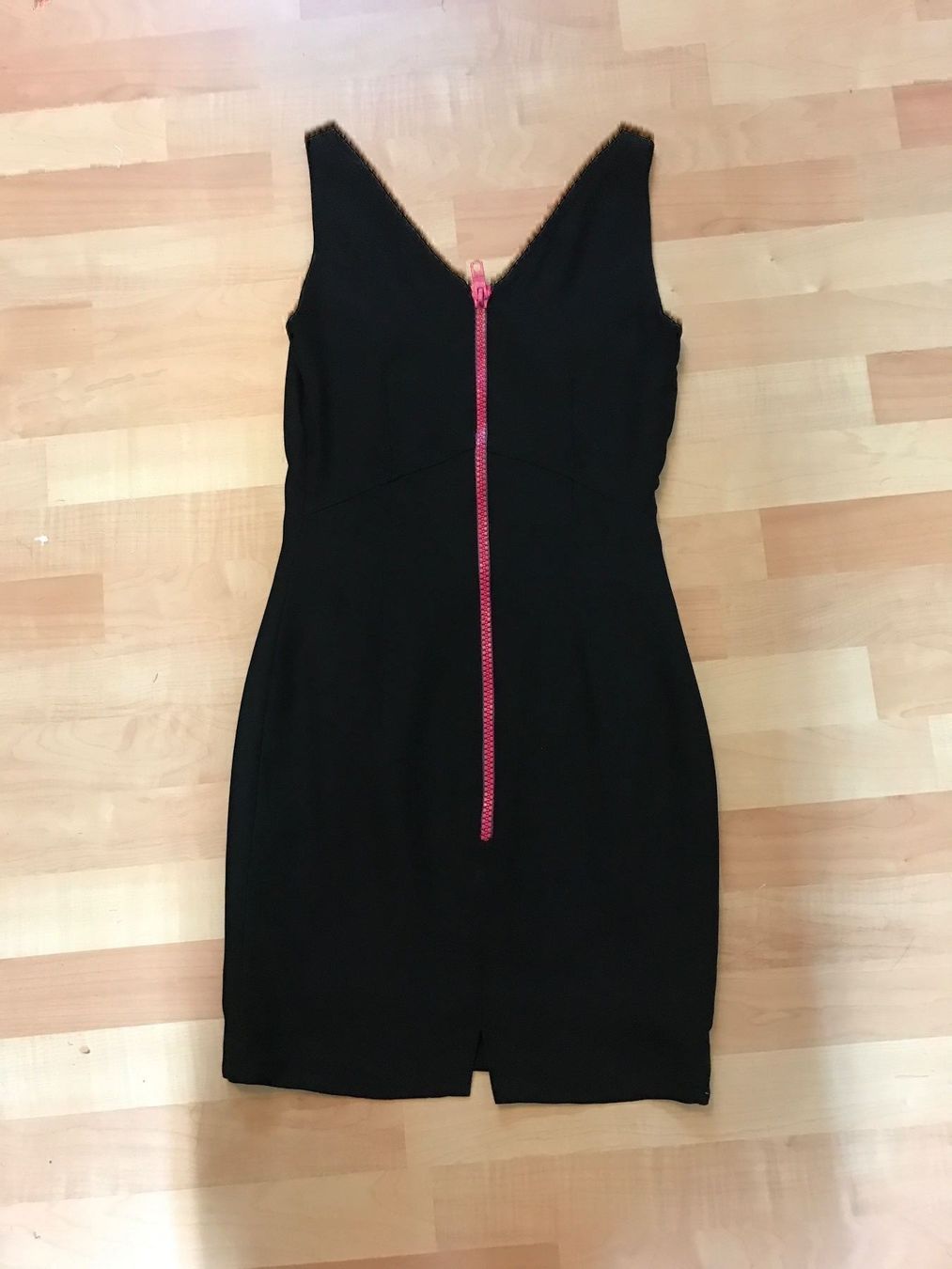 Vestiti: Kleid Klassiker Etuikleid gr 34/36 – Usato da Oberweningen venduto da Jogi2