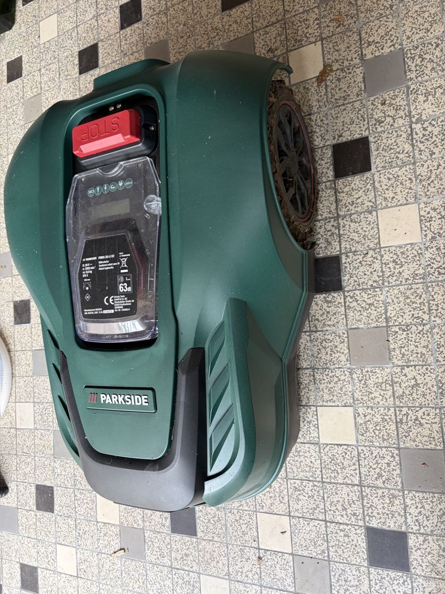 Parkside Tagliaerba: Parkside Rasenmäher Roboter – Usato da Gelterkinden venduto da maroni10 1