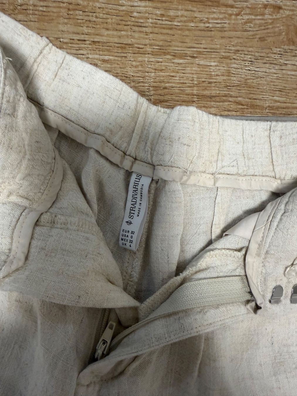 Stradivarius Pantaloni: *NEU* Stradivarius Leinenshorts – Nuovo (secondo la descrizione) da St. Gallen venduto da kka_l9wg 1
