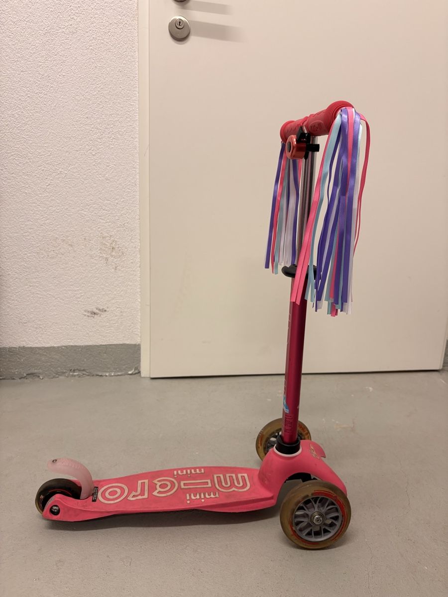 Micro Kickboard: Micro mini, rosa, guter Zustand – Usato da Küsnacht ZH venduto da BalintSz
