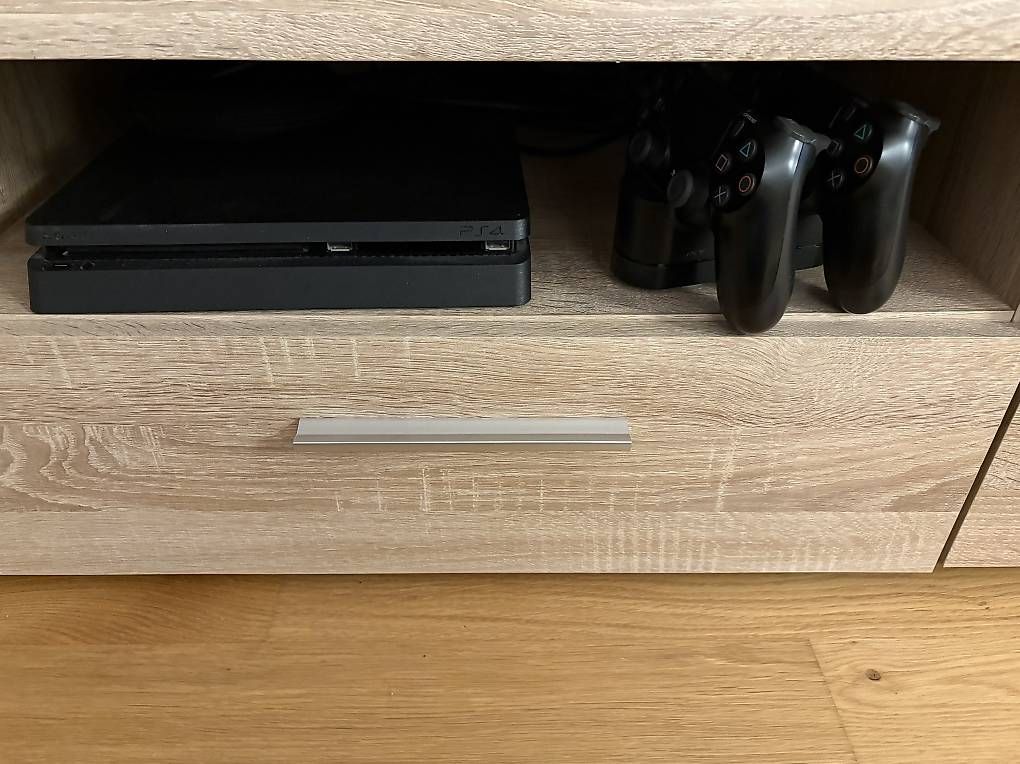 Consoles: PS4 – D'occasion à Ebikon par rhyem82