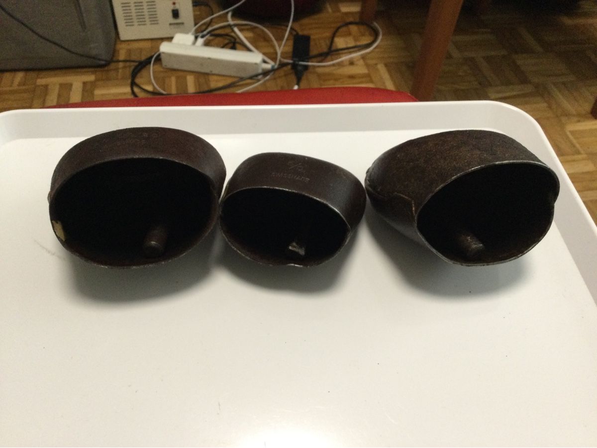 Campanacci mucche: 3x Schaf oder Ziegen Glocken FIRMANN Swiss Made Original – Usato da Basel venduto da vat_lp8z 4