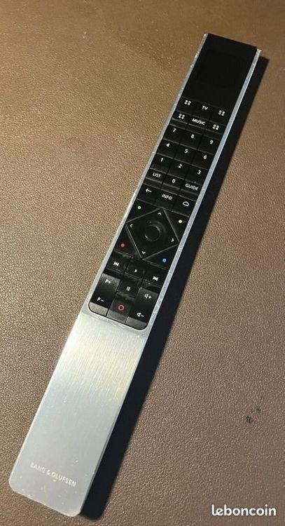 Bang & Olufsen Lautsprecher: Bang & Olufsen BEOREMOTE ONE Bluetooth Version – Gebraucht aus Lachen von Torrero 1