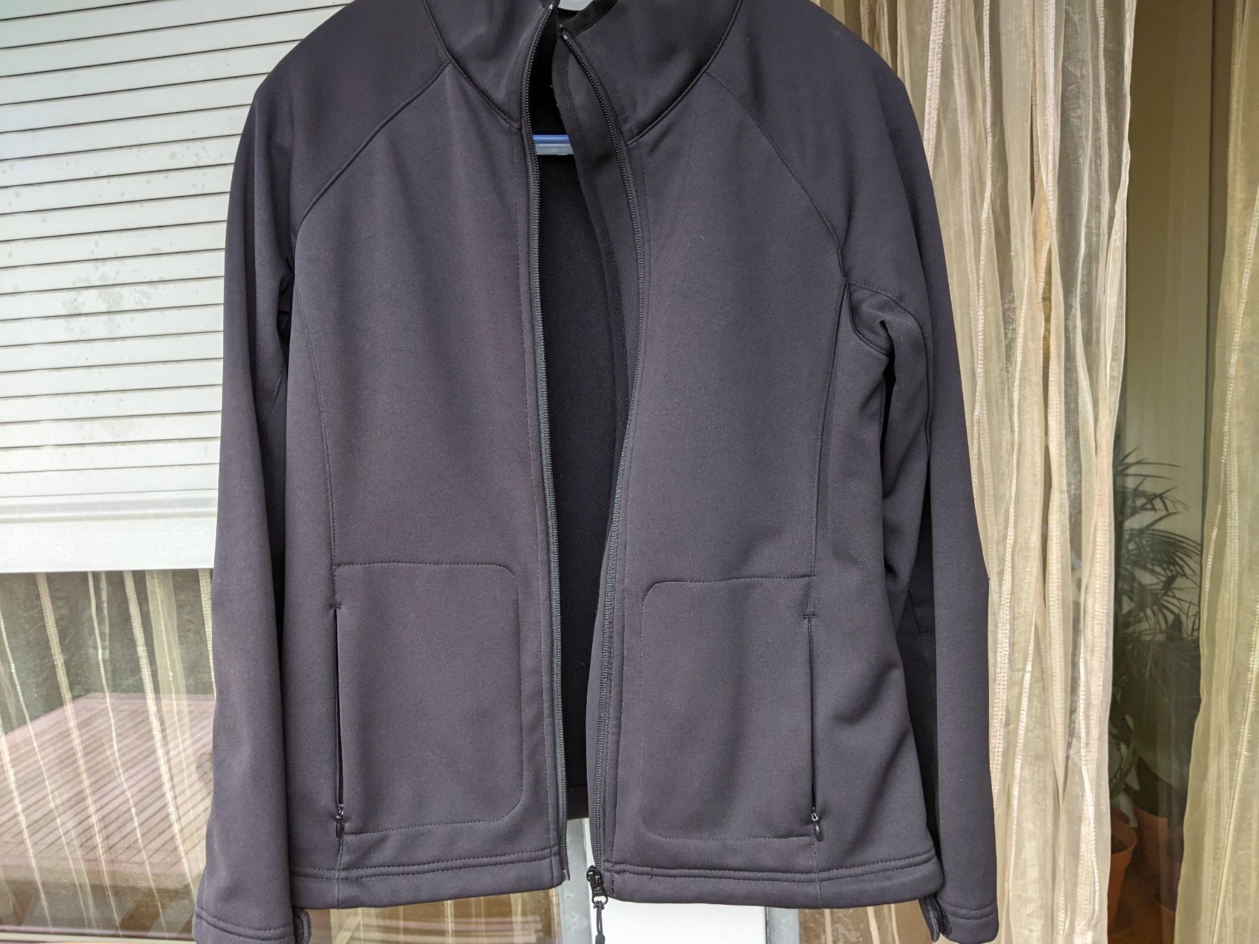 Giacche: Softshell Jacke (36-38) – Usato da Herrliberg venduto da Aprelic