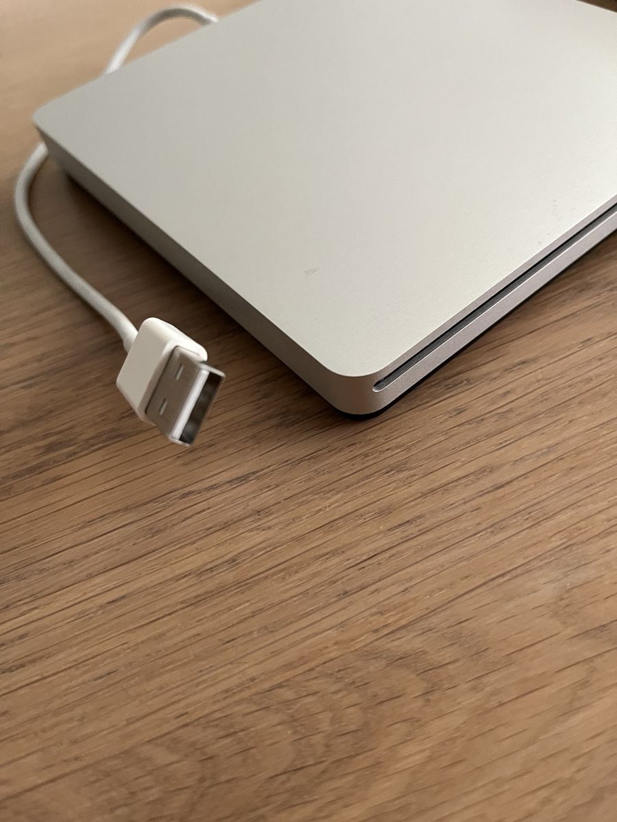 Apple Notebooks: Apple CD Reader fur Macbook Air Superdrive CD – Gebraucht aus Basel von footfun 1