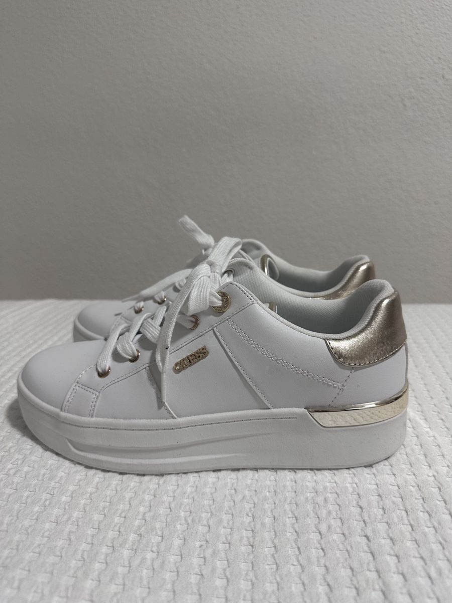 Guess Scarpe da donna: Guess Schuhe weiss Grösse 40 Damen – Nuovo e nell'imballaggio originale da Oberurnen venduto da nes_8xqt 2