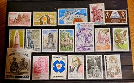 FRANCE timbres neufs ** ~1978-79
