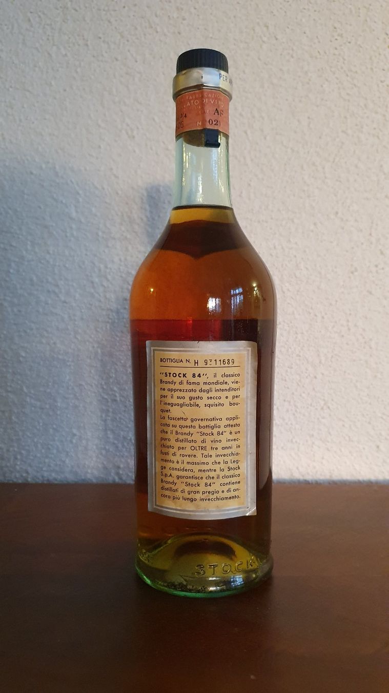 Spirituosen: Stock 84 Brandy – Neu und originalverpackt aus Küssnacht am Rigi von Tgoessi 2