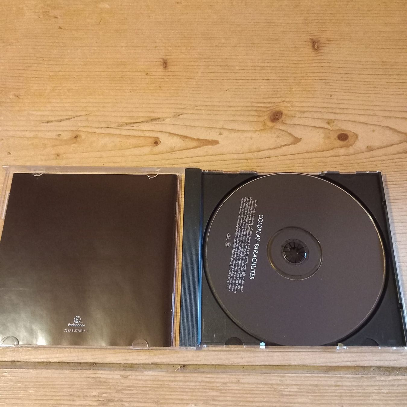 CD: Coldplay - Parachutes – Usato da Ganterschwil venduto da zaz_h9b6 1